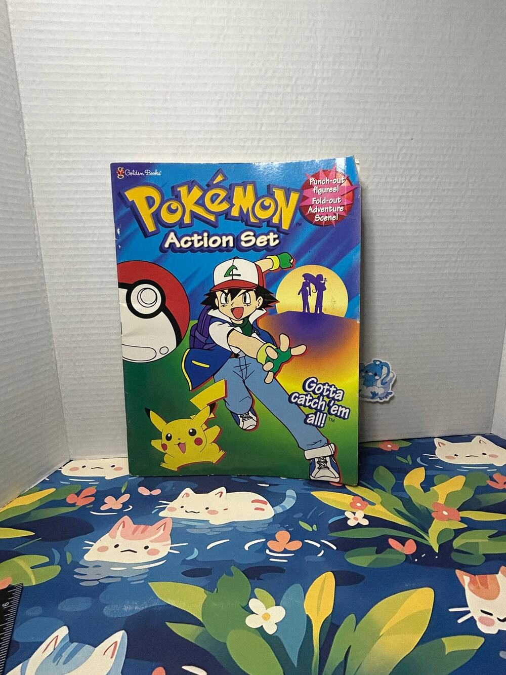 VTG 1999 Pokemon Action Set Activity Book Punch Out Figures Golden Books